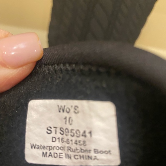 SPERRY Size 10 Rain/Snow Boots - Picture 6 of 6